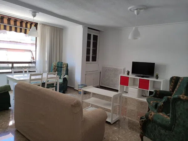 Piso en avenida Vallellano, 6 - Foto 1