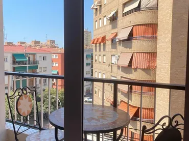 Apartamento en  Calle de la Princesa Mercedes - Foto 1