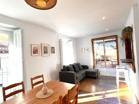 Piso en calle de Espoz y Mina, 17