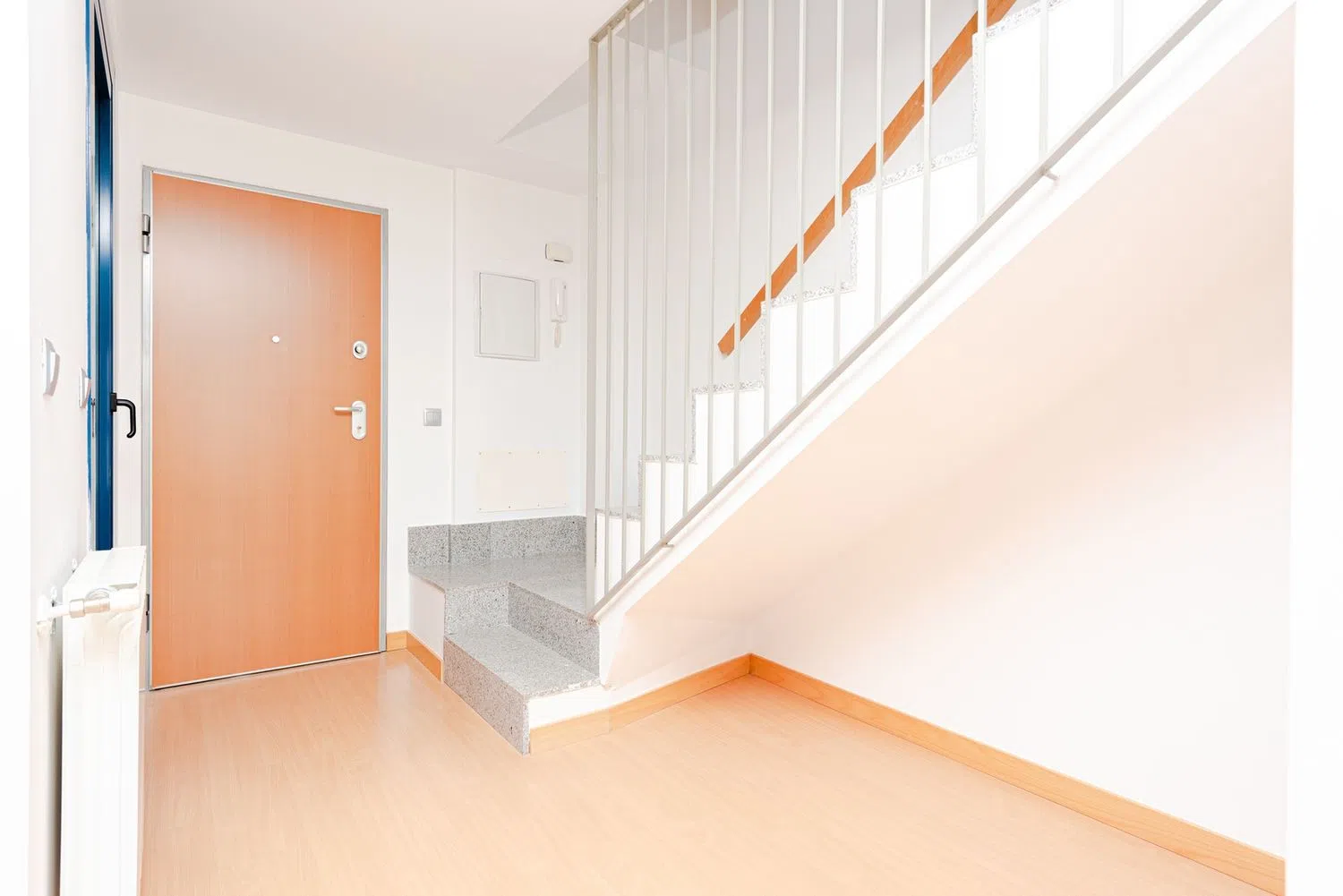 Piso en plaza del Sol - Foto 3