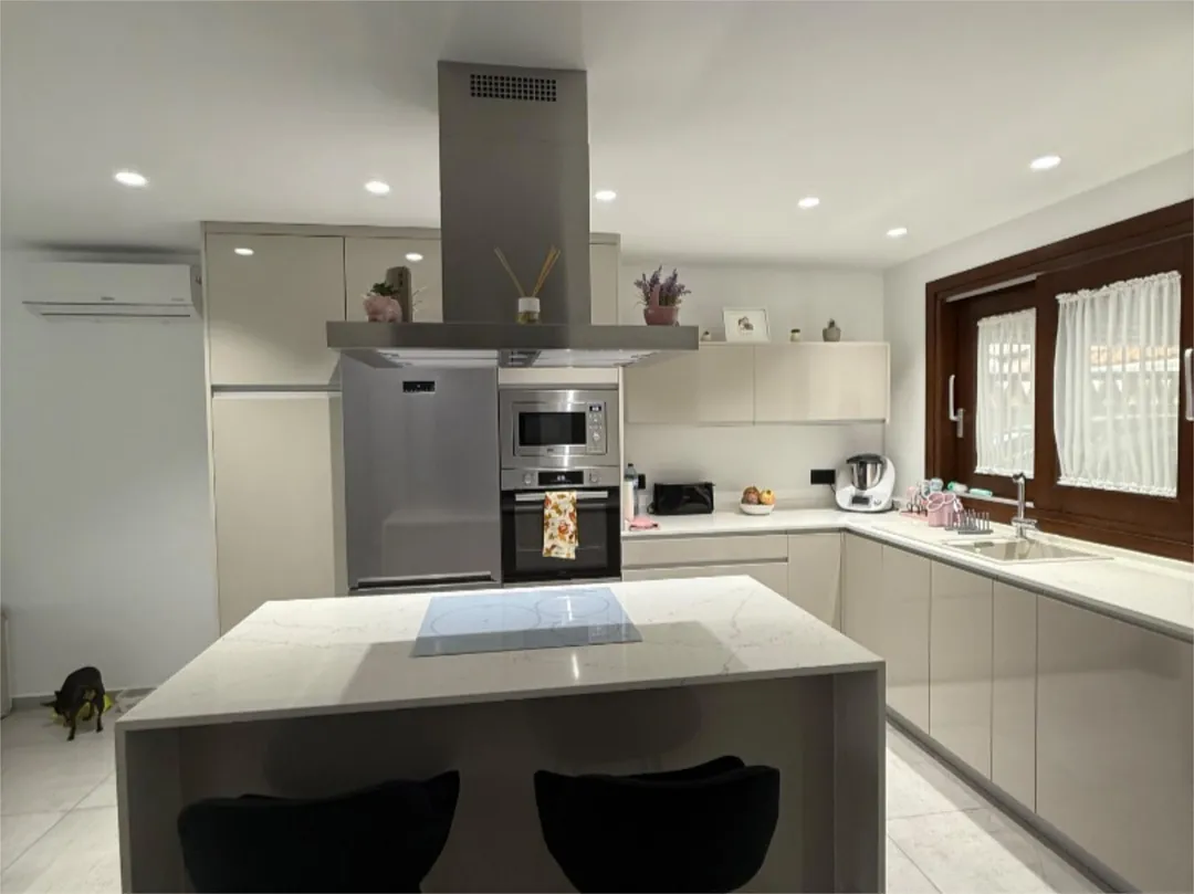 Piso en  Calle Diego de León 55 - Foto 11