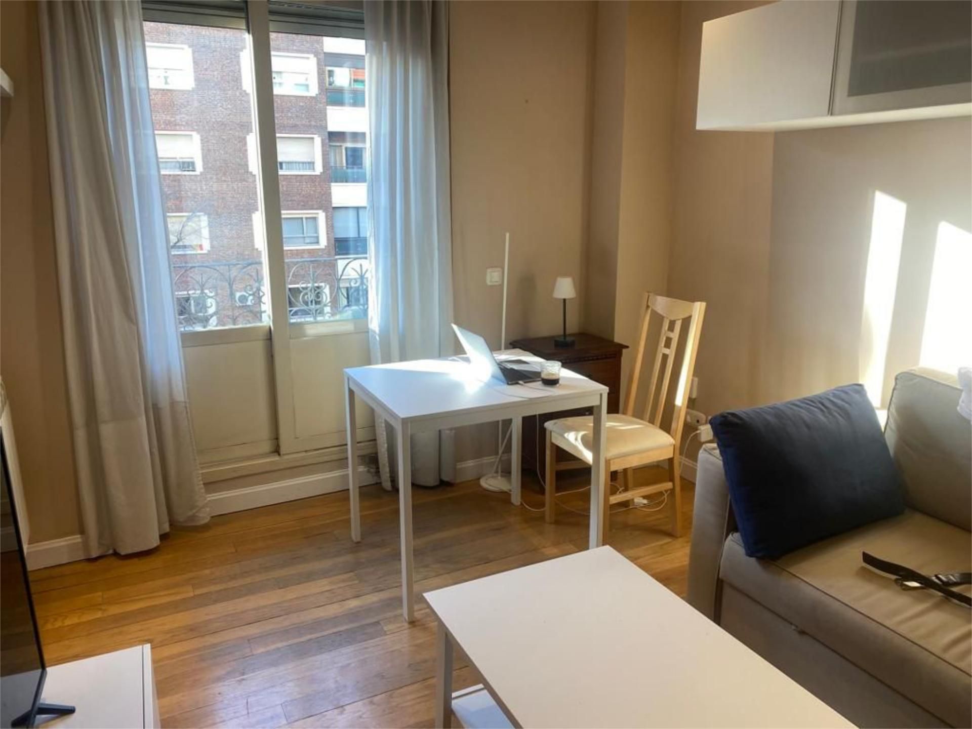 Piso en  Calle de Diego de León 15 - Foto 5