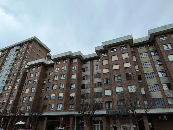 Piso en avenida Herrera Oria, 31 - Foto 2