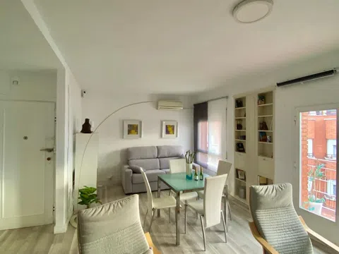 Ático en calle de Almansa, 20