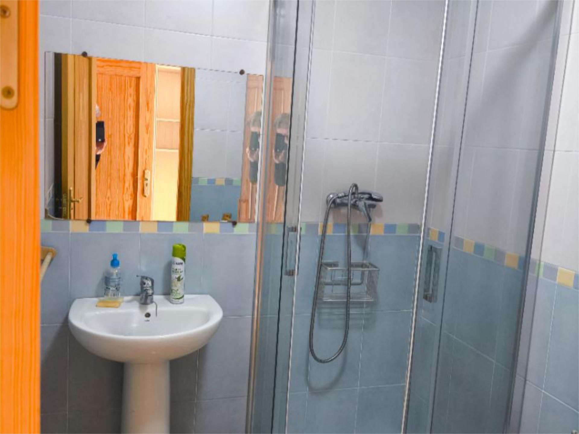 Piso en  Calle Tres Cruces 32 - Foto 17