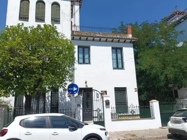 Casa o chalet independiente en Calle Lima, 28, Reina Mercedes - Heliópolis - Foto 1