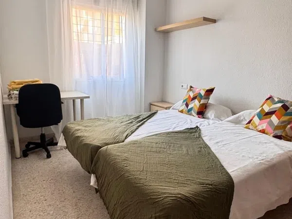 Piso en Avenida Plutarco, El Consul - El Romeral - Foto 11