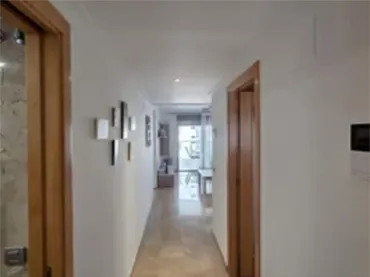 Piso en  Carrer de Rafael Alberti 1 - Foto 12