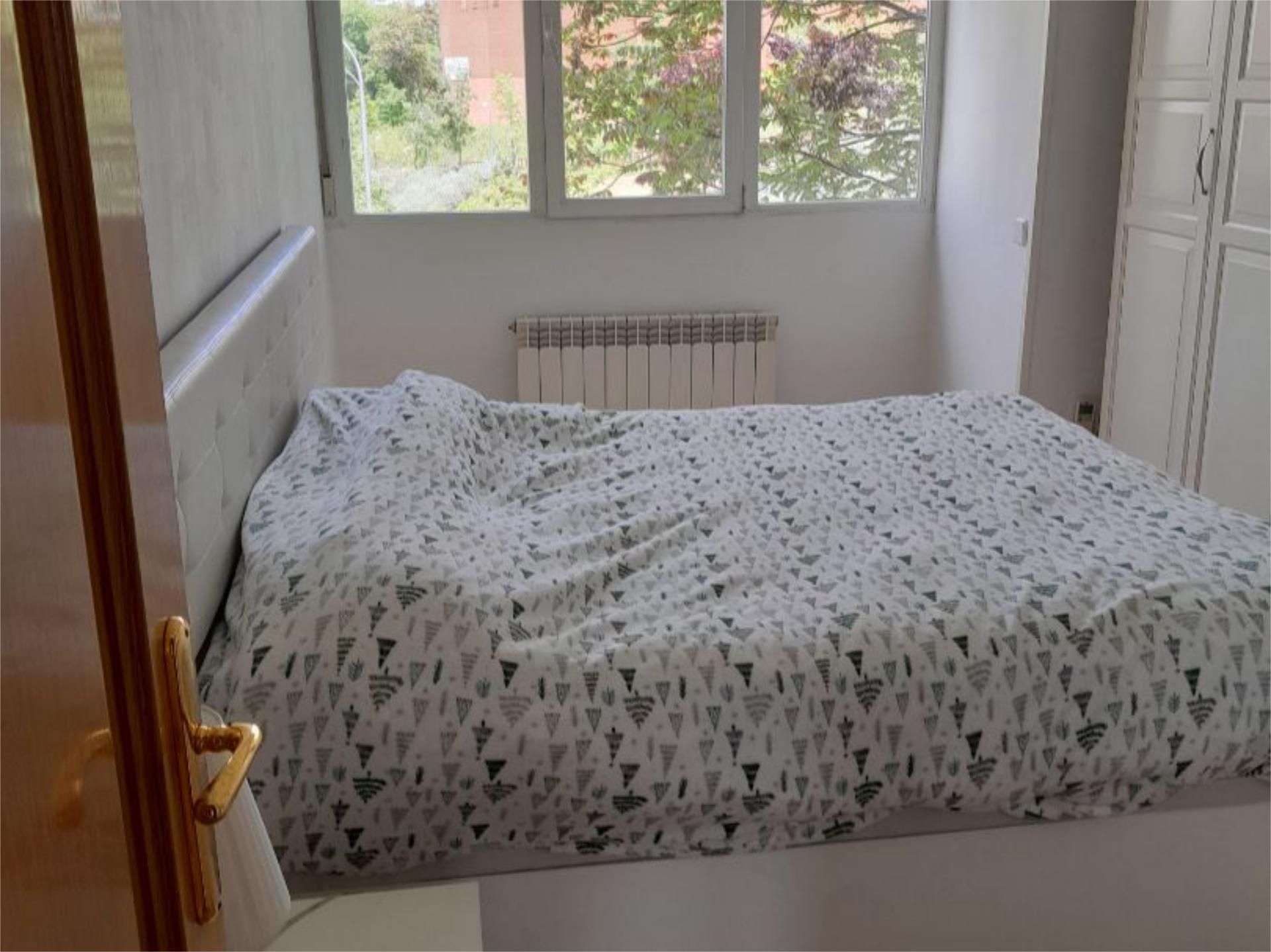 Piso en  Calle del Patio de Santiago 7 - Foto 3