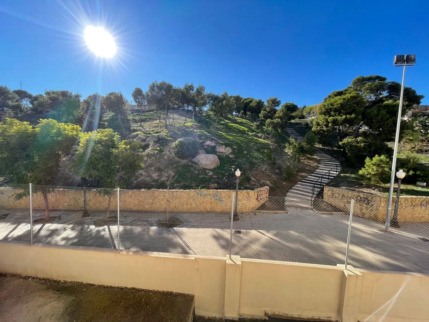 Piso en avenida Alcoi, 141