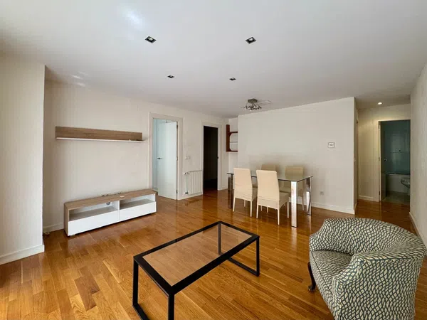 Piso en plaza Cetina, 5