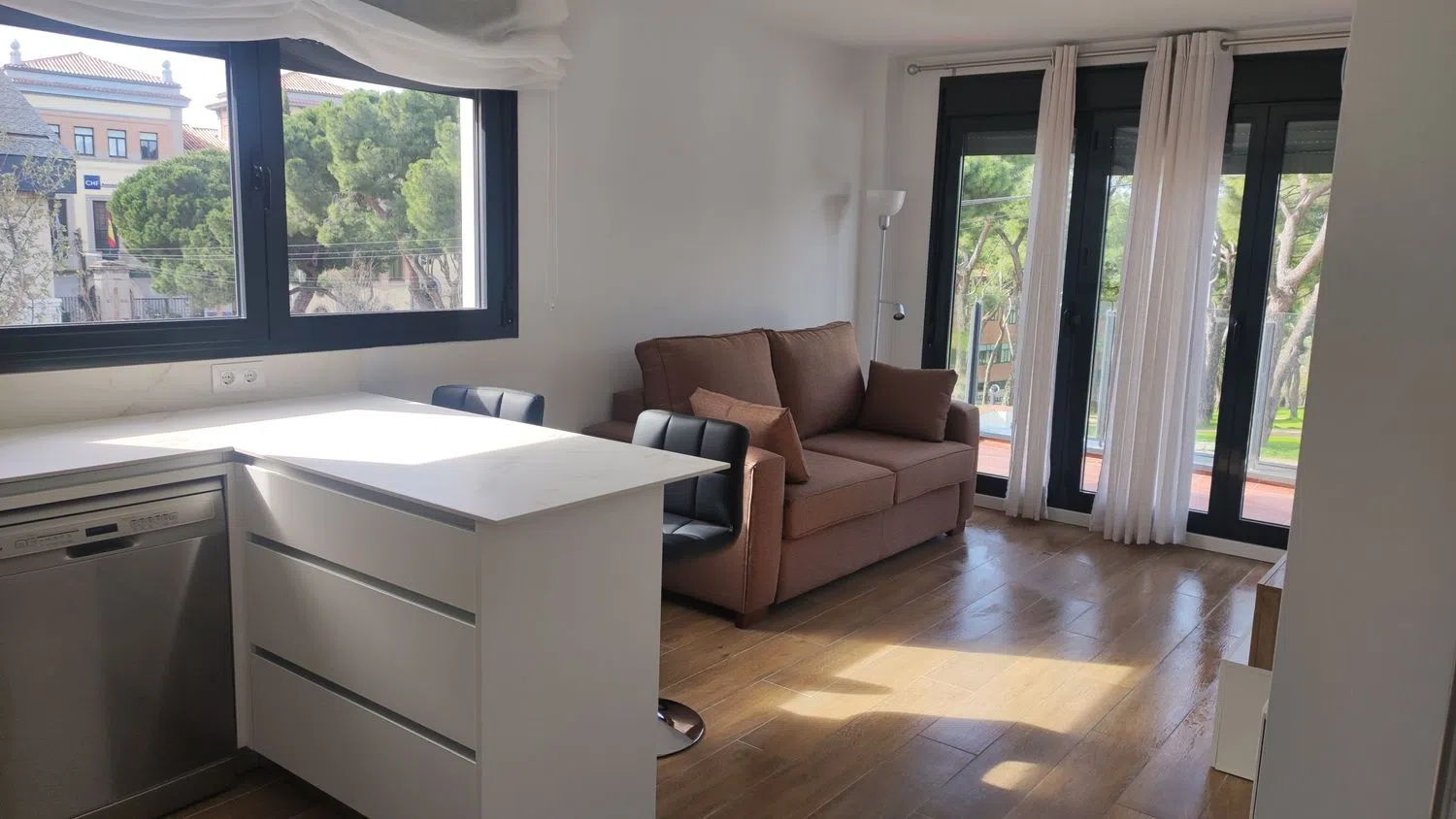 Piso en calle de los Pirineos, 49 b