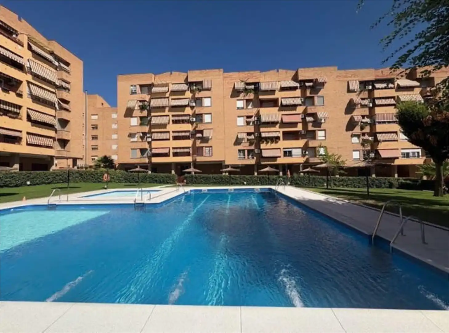Piso en Chana - Foto 1