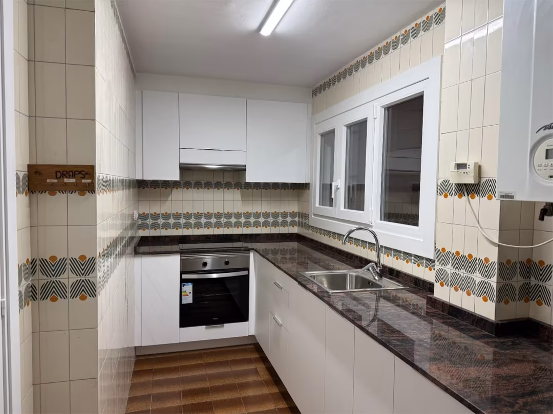 Piso en  Avinguda de la Mare de Déu de Montserrat 147 - Foto 4