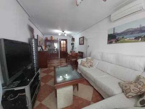 Piso en avenida del Arcángel, 9