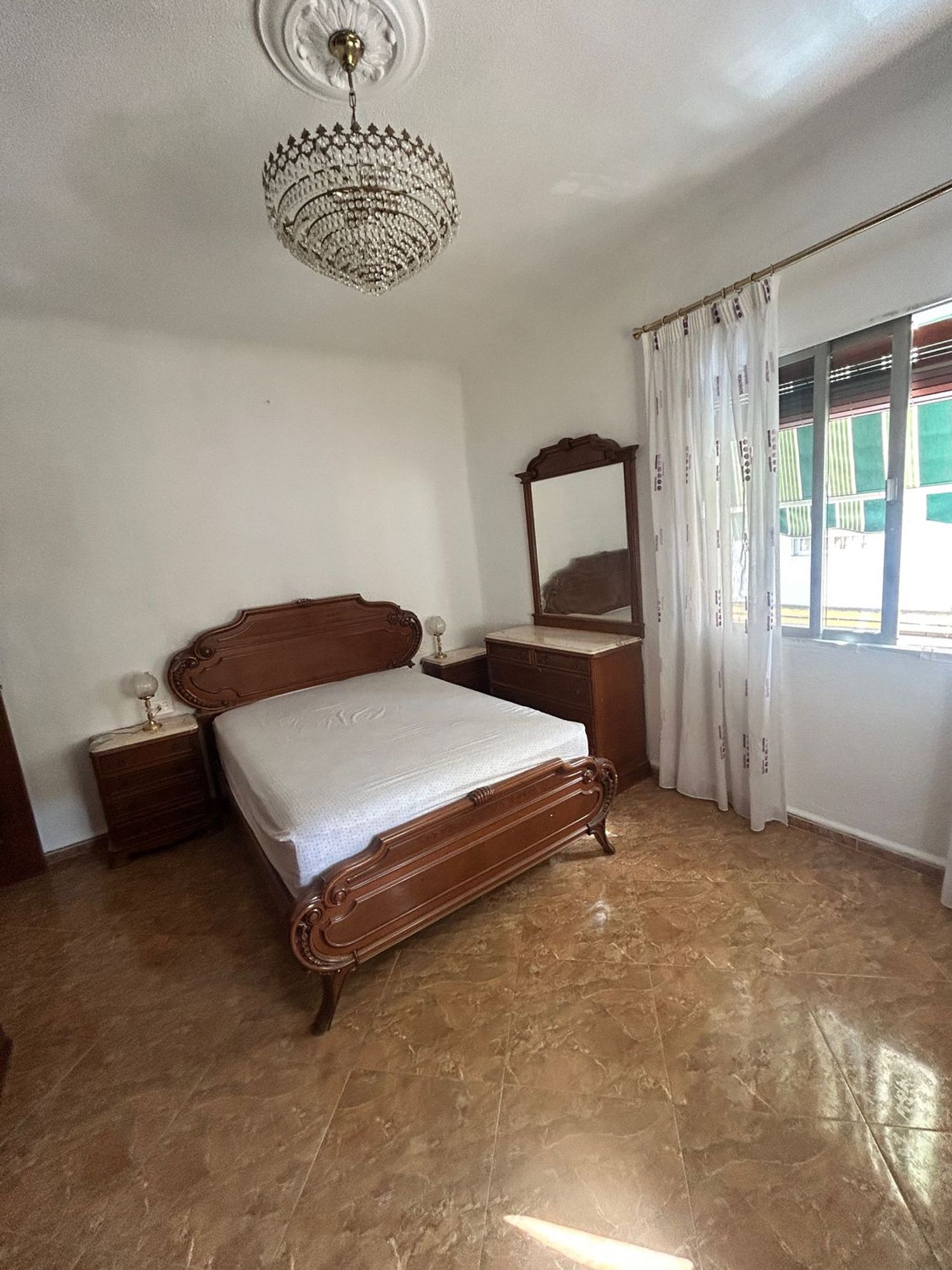 Alquiler de piso en Calle Arzobispo Guerrero, 15 - Foto 1