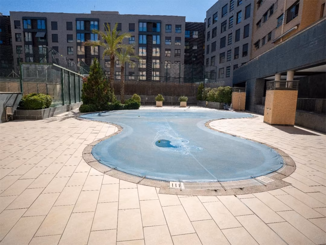 Piso en  Calle Estrella Denébola 21 - Foto 33