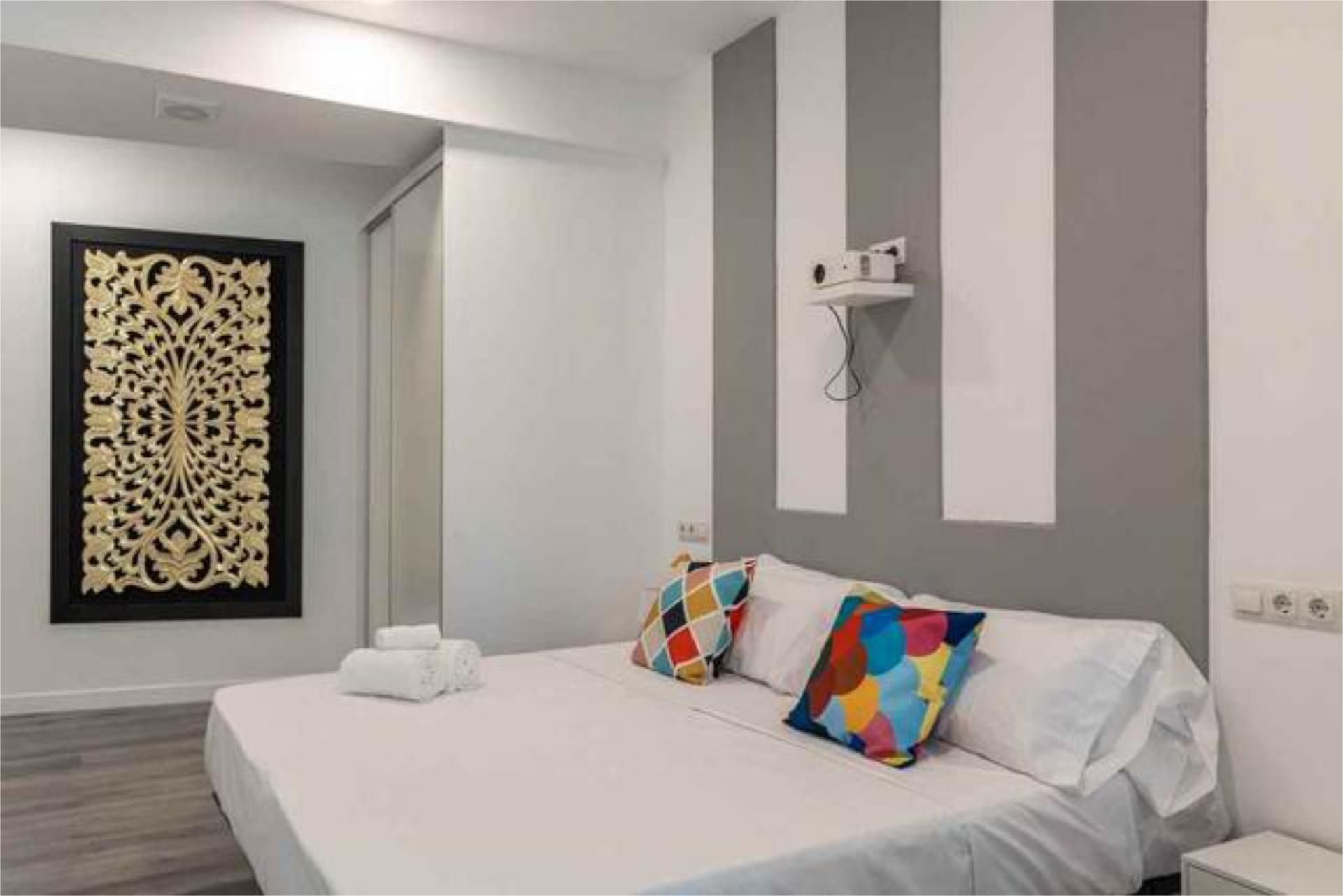 Estudio en En Corts - Foto 3