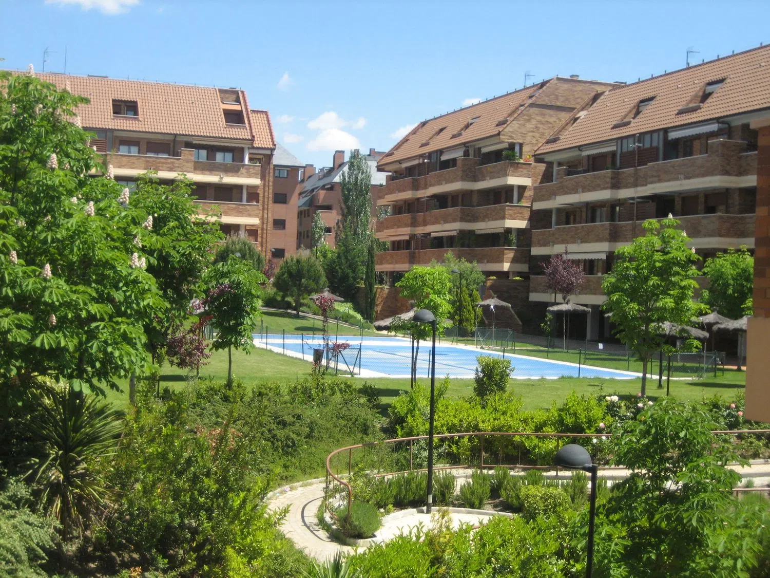 Piso en calle Enrique Granados, 4 - Foto 1