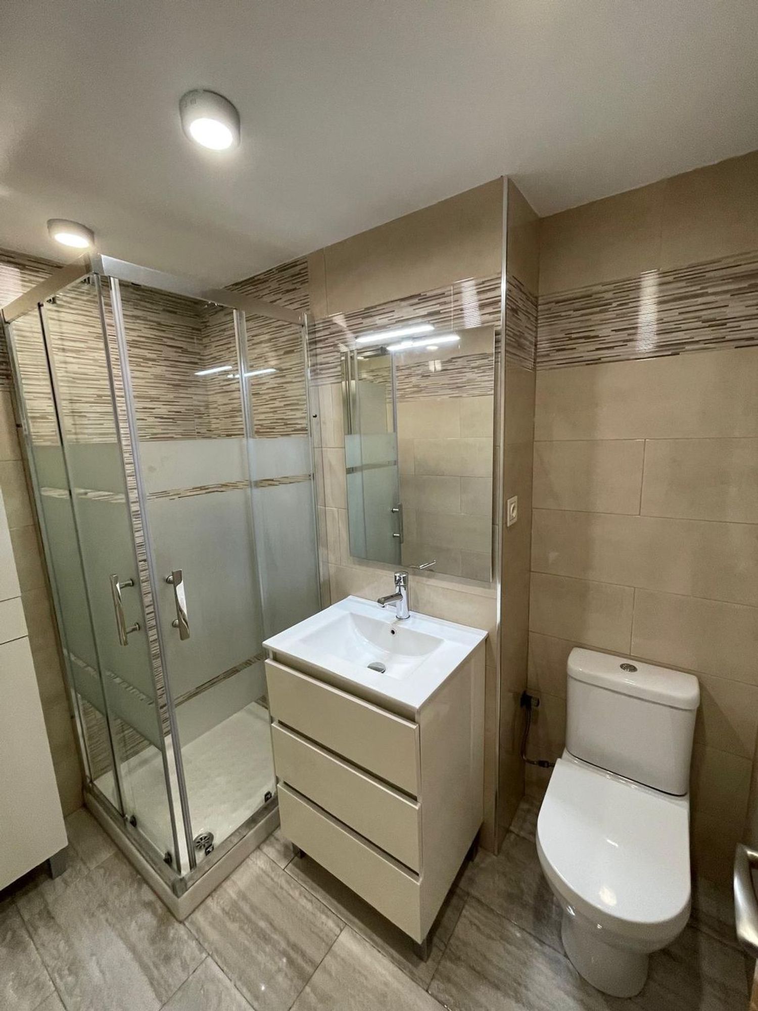 Piso en Calle Jesse Owens, 2, Rosaleda - Juventud - Foto 10