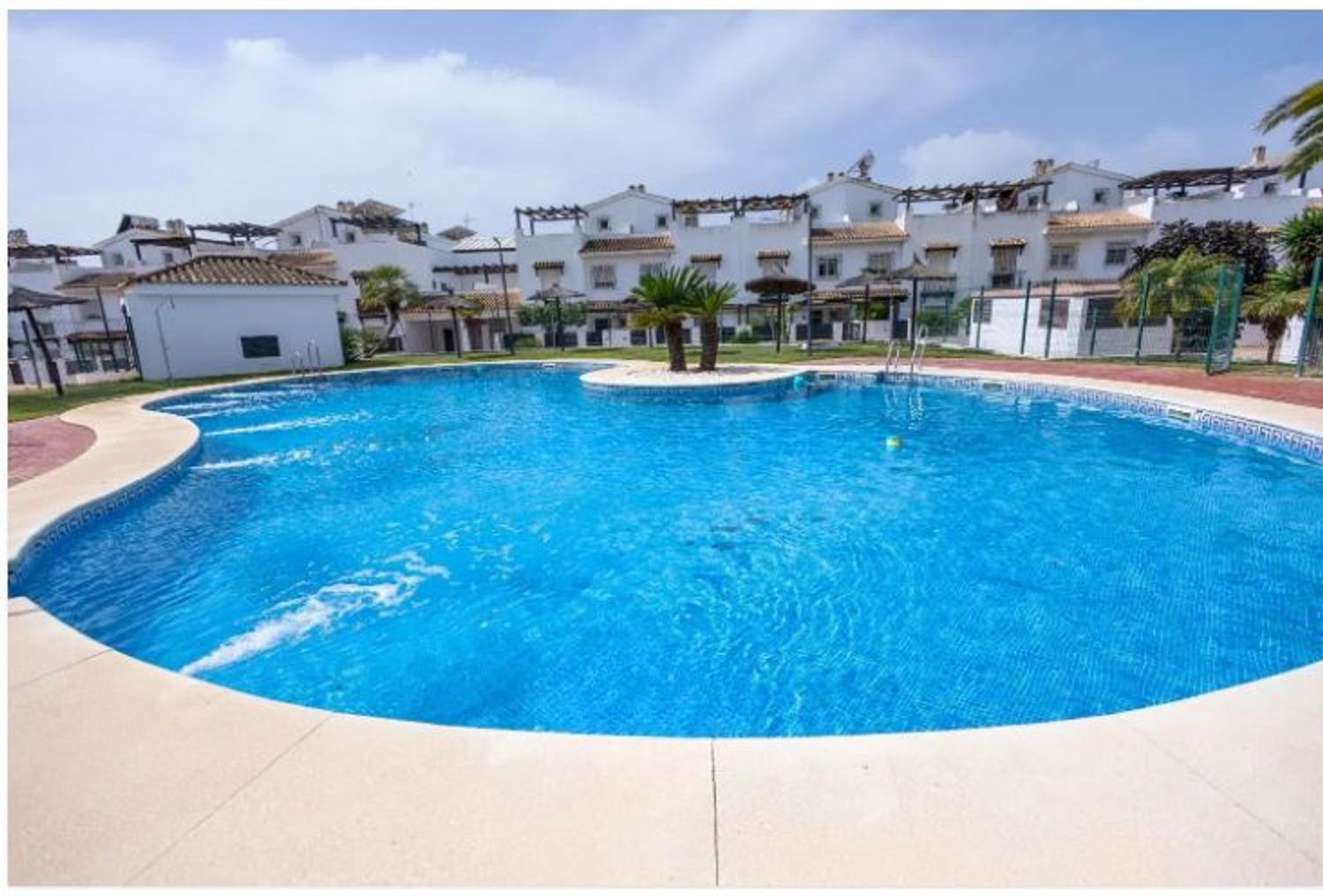 Chalet adosado en Calle Leopoldo Alas Clarín, 22, Arco norte - Avda España, Arco norte - Avda España - Foto 2