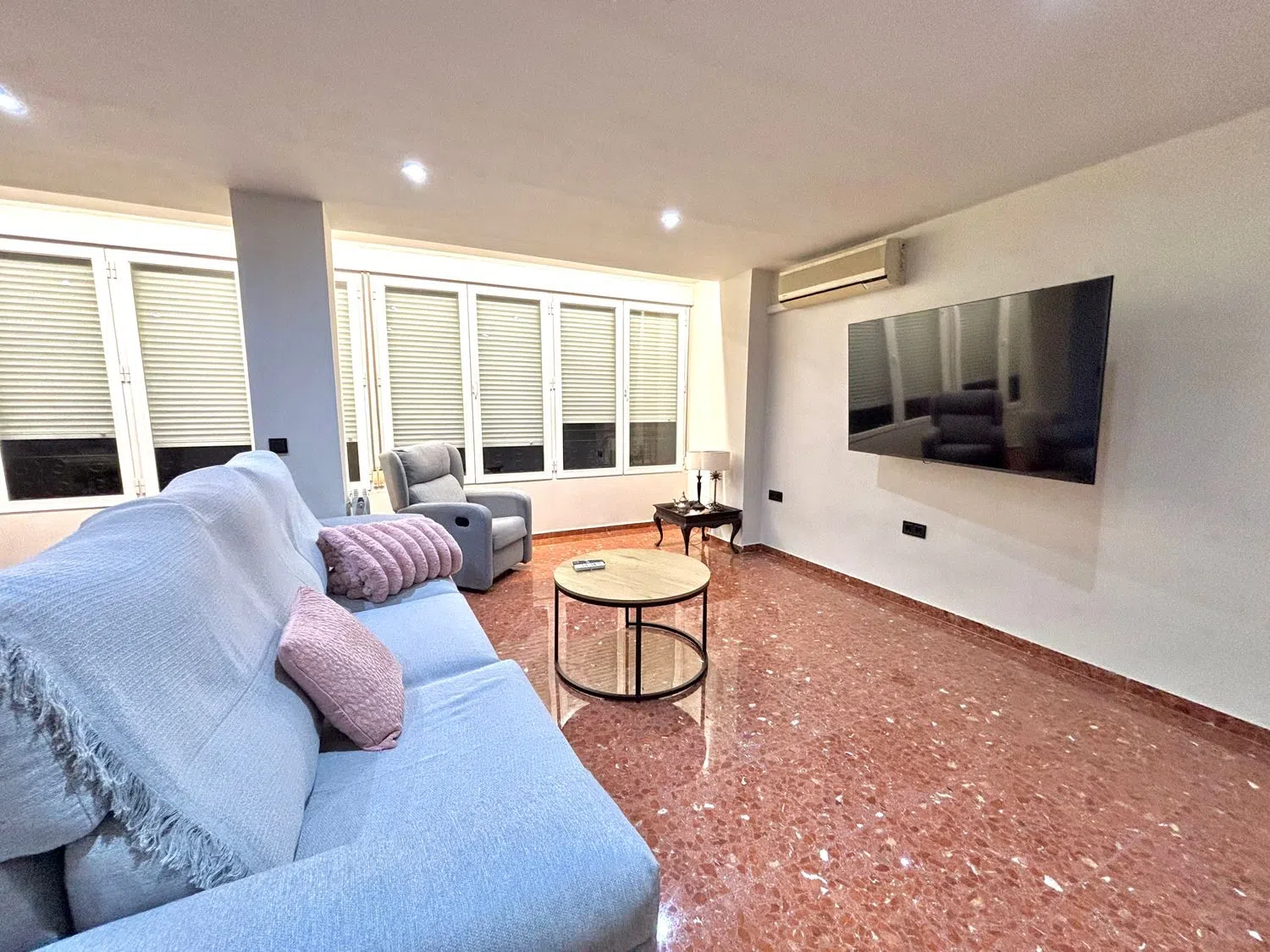 Piso en calle Pedro Antonio de Alarcón, 49 - Foto 1