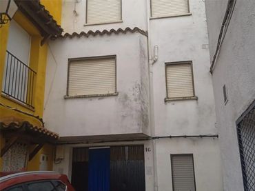 Casa adosada en  Calle Colón 16 - Foto 1