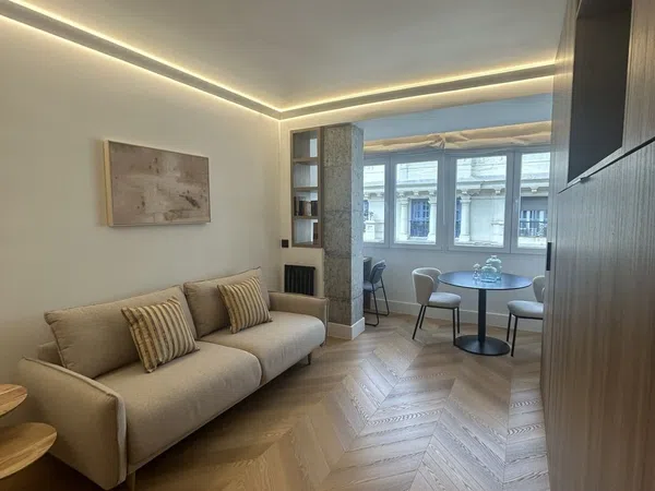 Estudio en calle de Hermosilla, 28