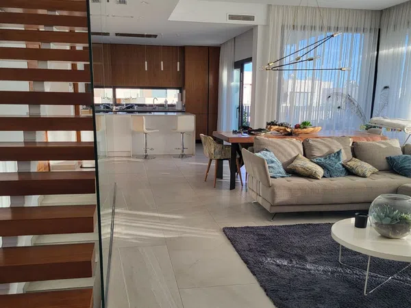 Casa o chalet independiente en Calle de Bruselas, 6, Zona Sierra Helada - Foto 2