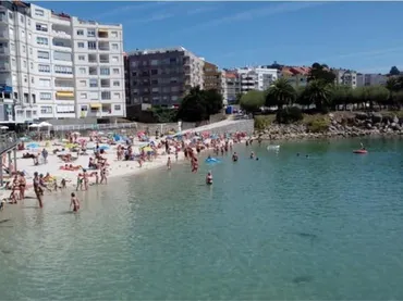 Piso en Sanxenxo - Foto 1