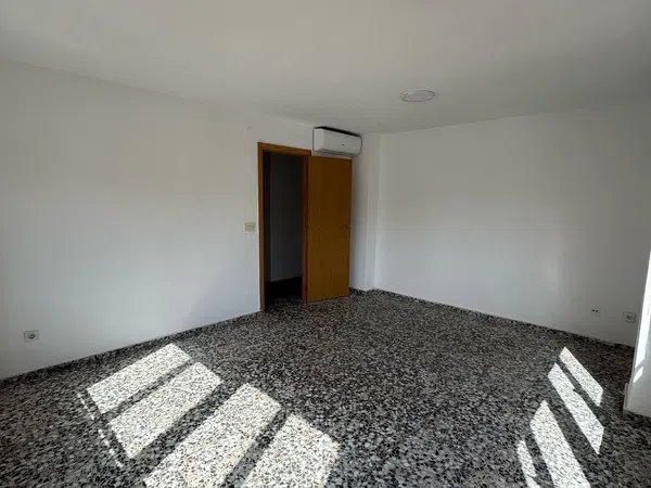 Piso en calle San Juan Bautista, 25 - Foto 2