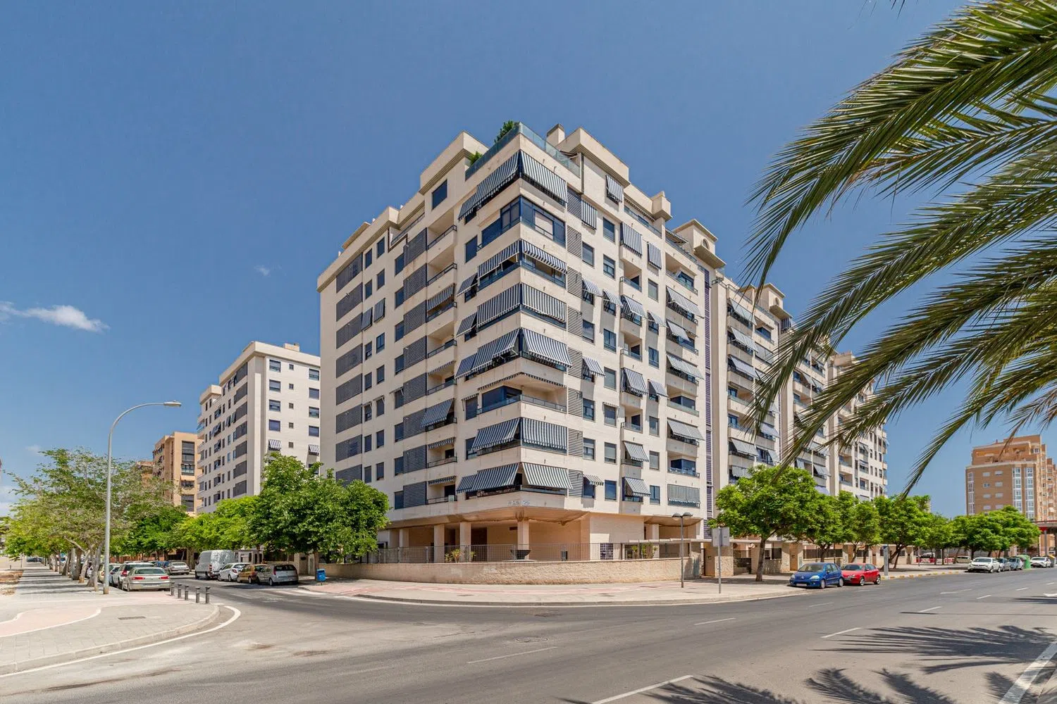 Piso en avenida del Doctor Jiménez Díaz - Foto 1