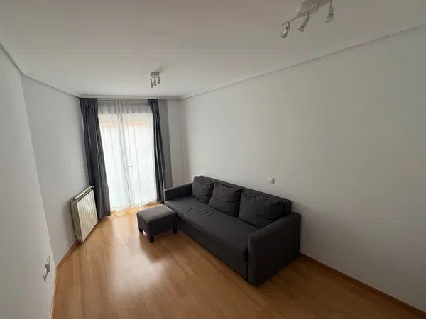 Piso en calle Solana de Luche, 28