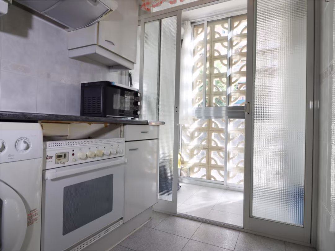 Piso en  Calle de Ribadavia 6 - Foto 5