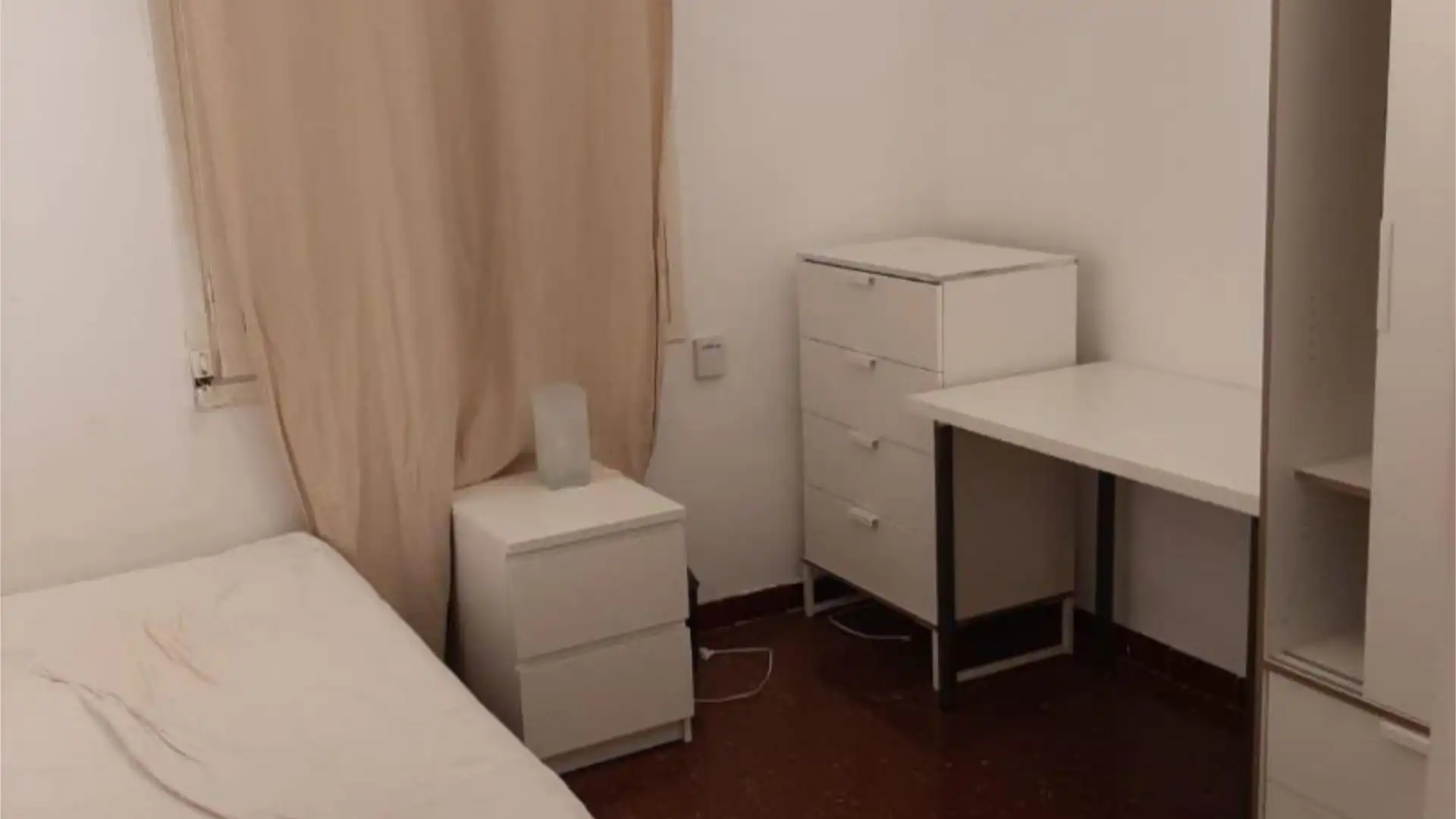 Piso en  Passeig de la Zona Franca 212 - Foto 10