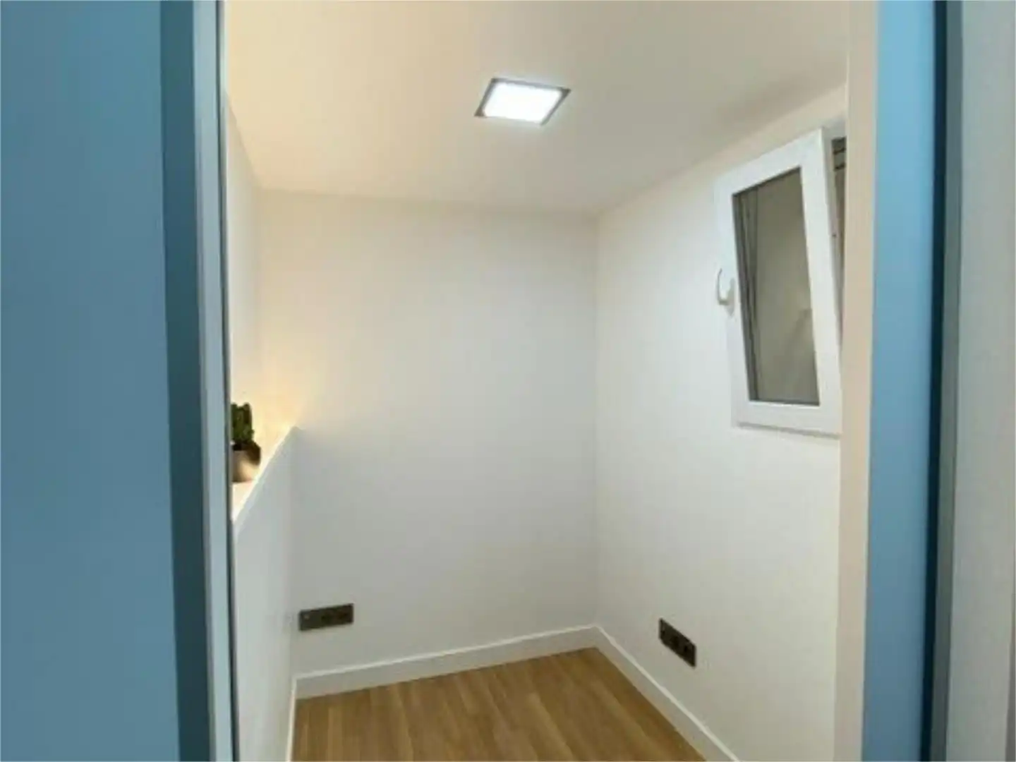 Planta baja en  Carrer de la Marina 187 - Foto 7