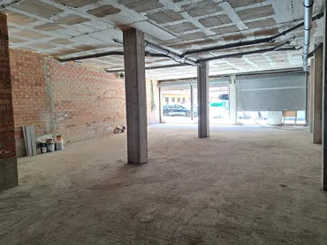 Local comercial en Terrassa - Foto 4