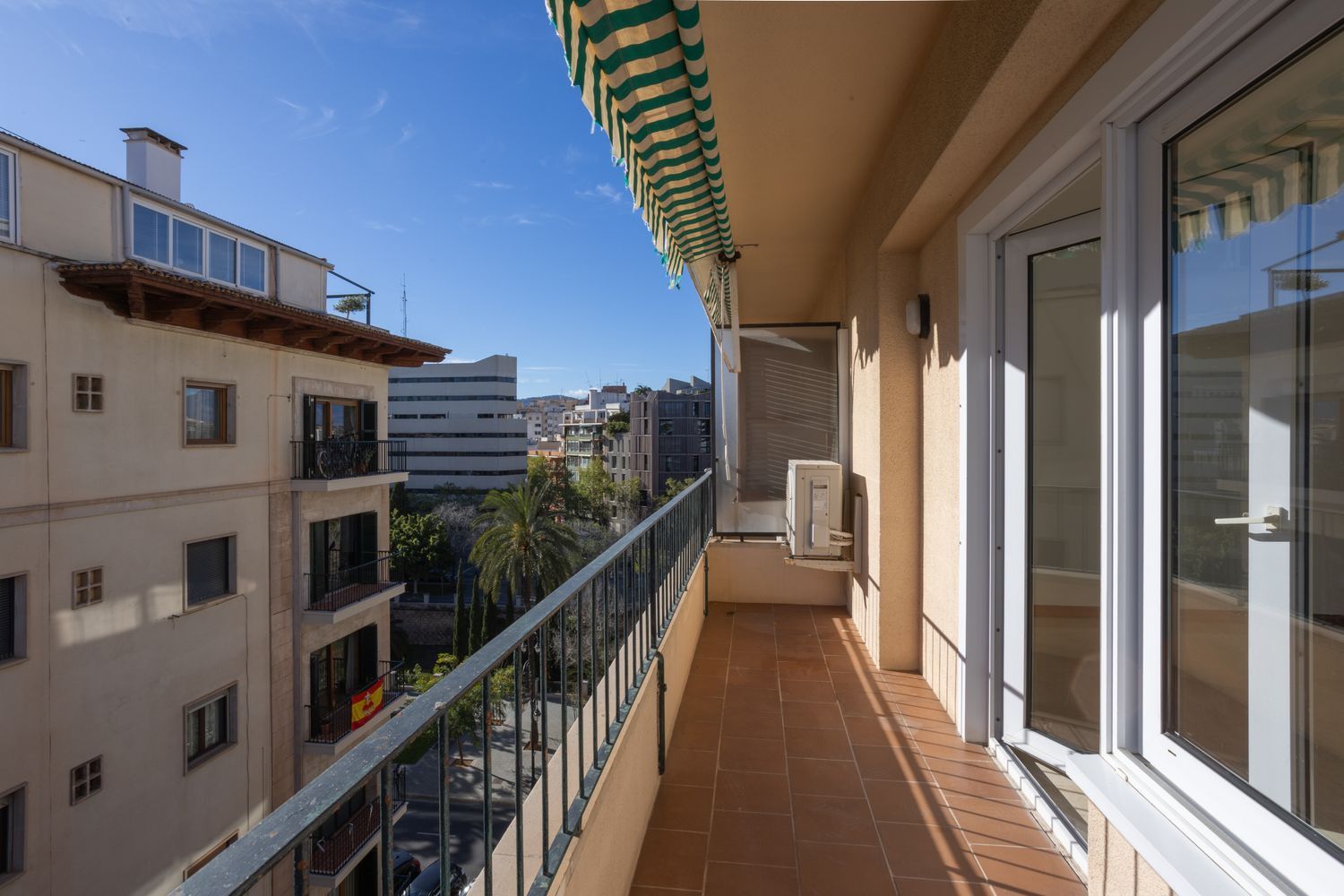 Piso en calle de Jaume de Santacília, 4 - Foto 1