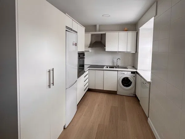 Piso en Las Navas del Marqués - Foto 2