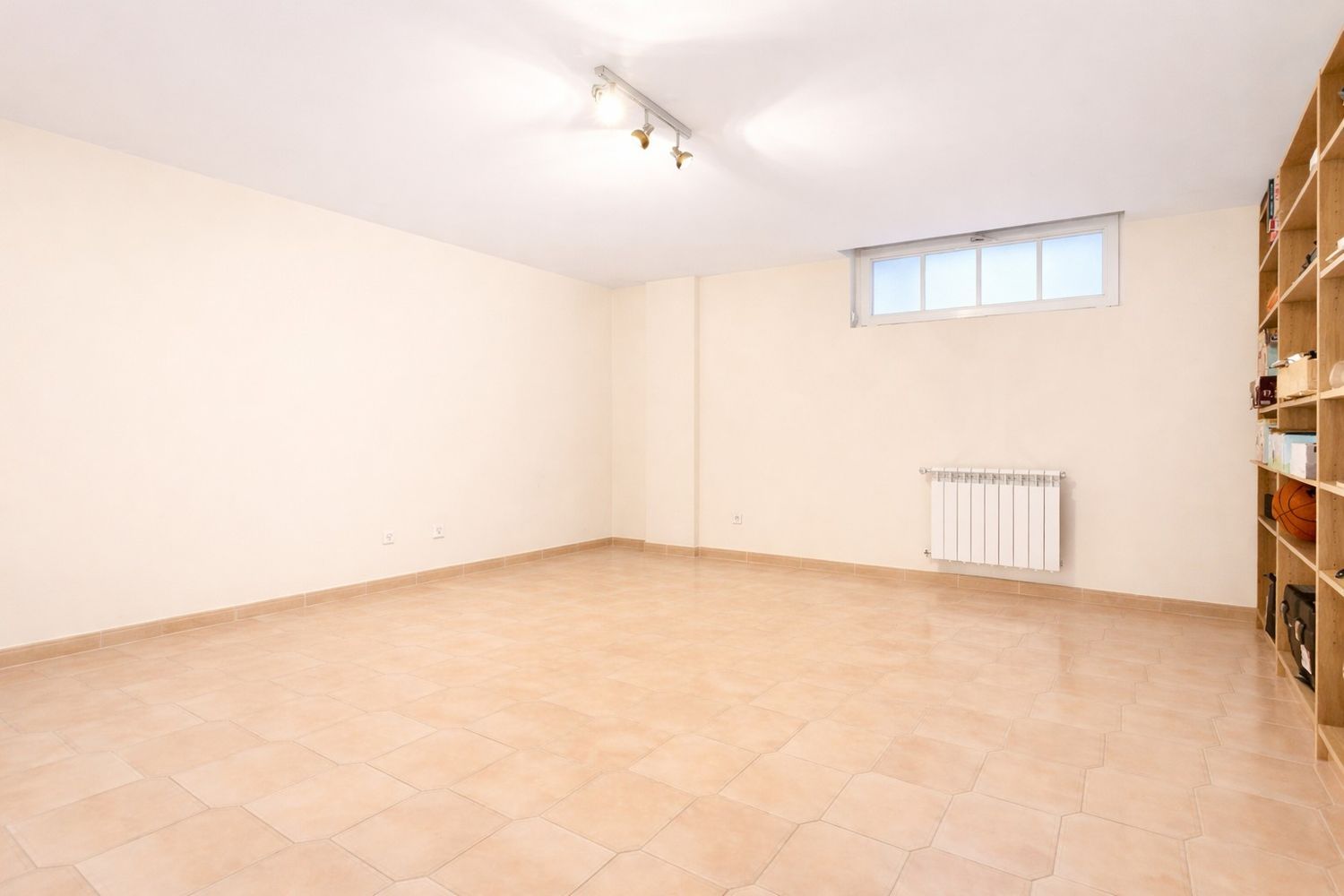 Chalet adosado en Urb. nuevo gales Barrio Monte Rozas - Foto 10