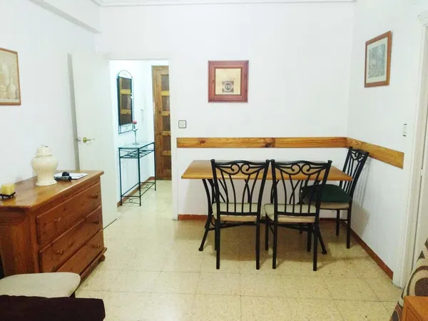 Piso en calle de Torrent, 30