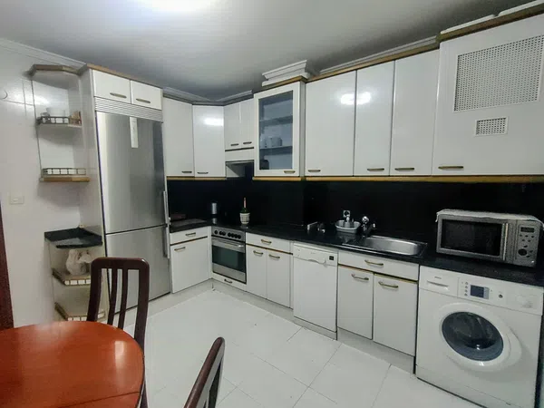 Piso en Adurtza - Foto 2