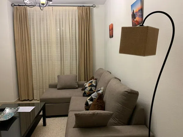 Piso en calle Santaella, 2