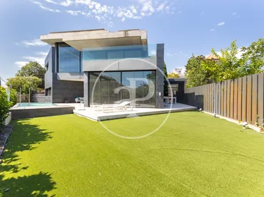 Chalet en Sant Cugat del Vallès - Foto 1