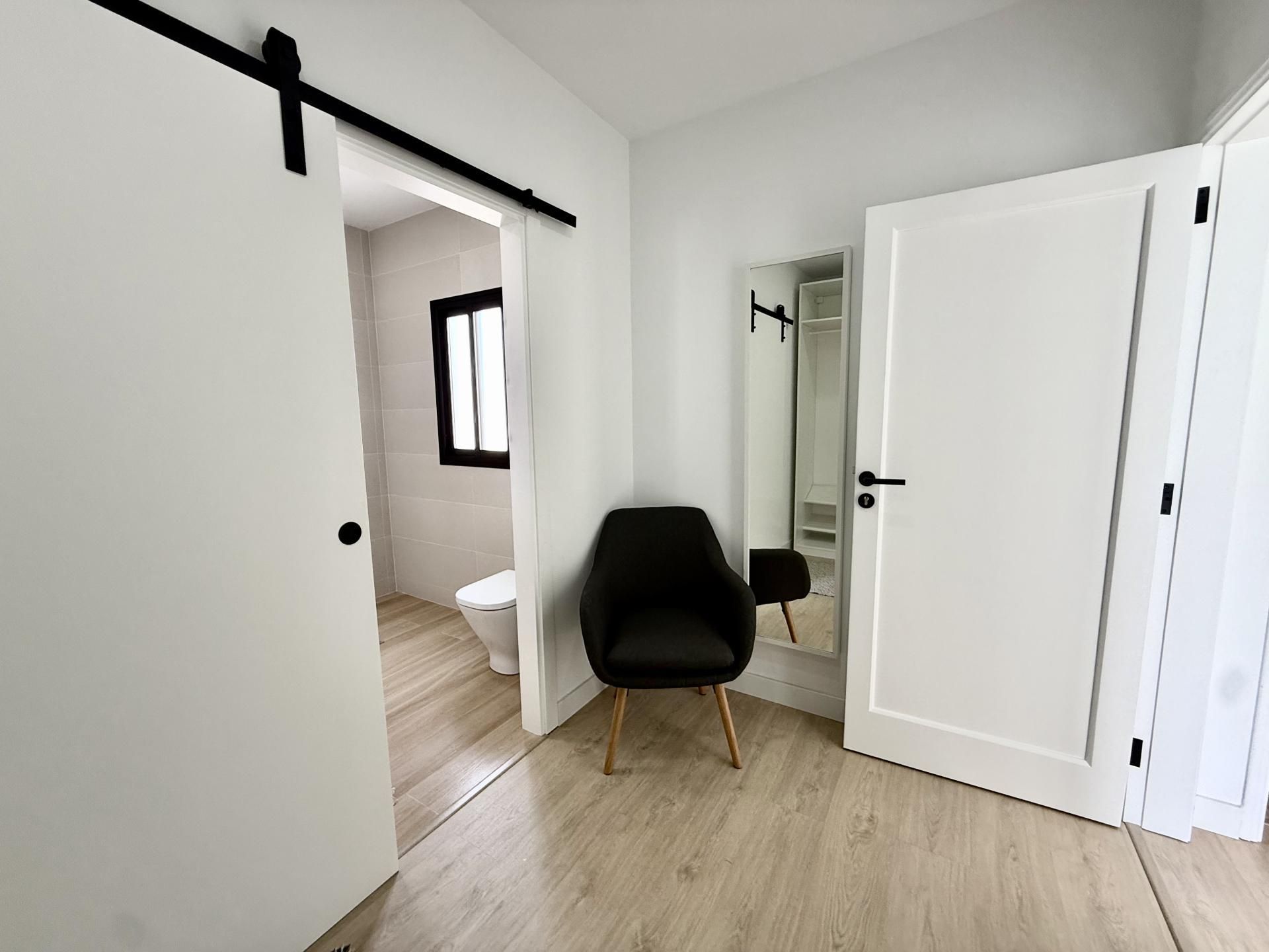 Piso en  Calle Salvador Calderón 10 - Foto 9