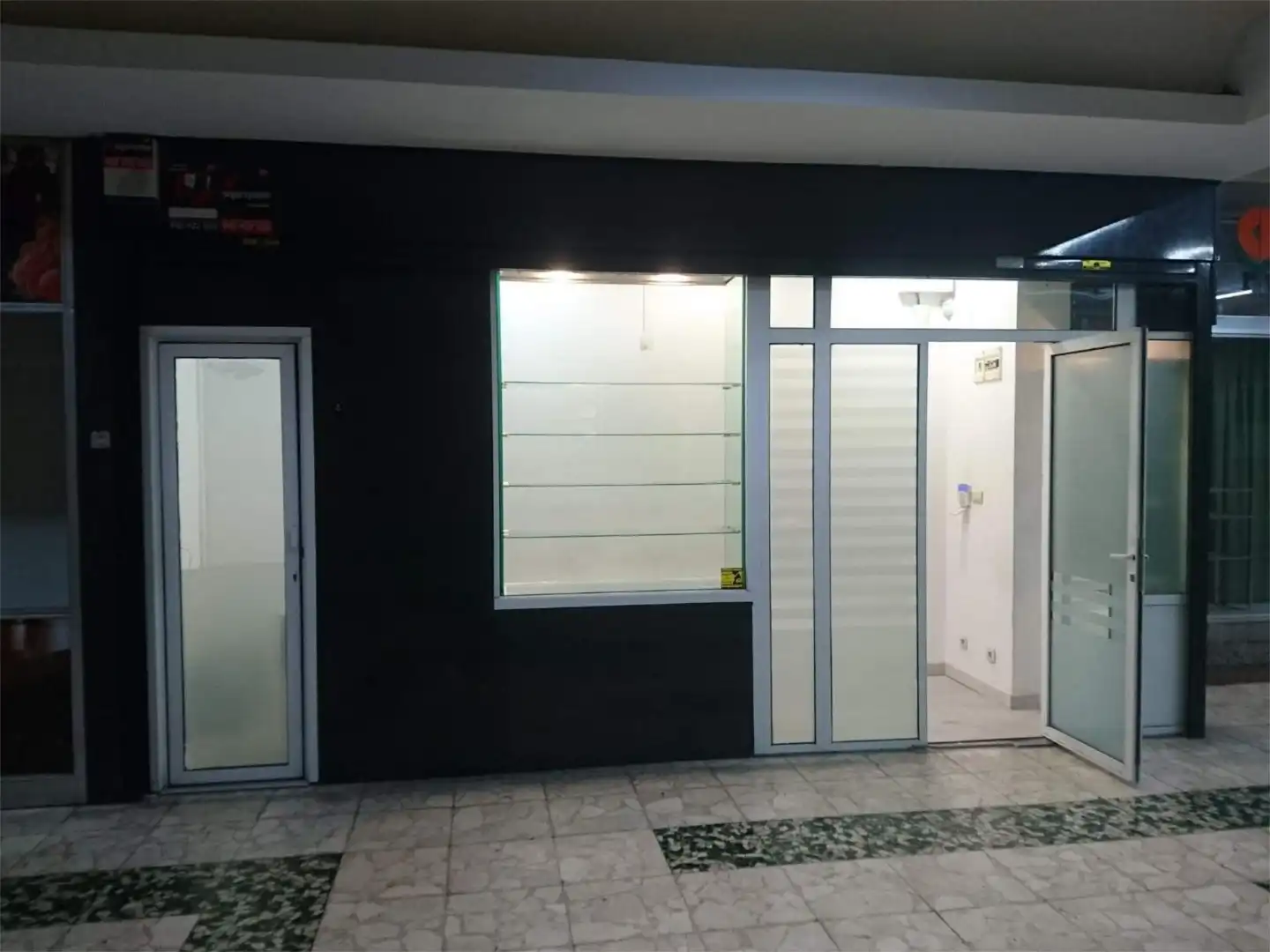 Local comercial en  Rúa de Urzáiz 81 - Foto 6