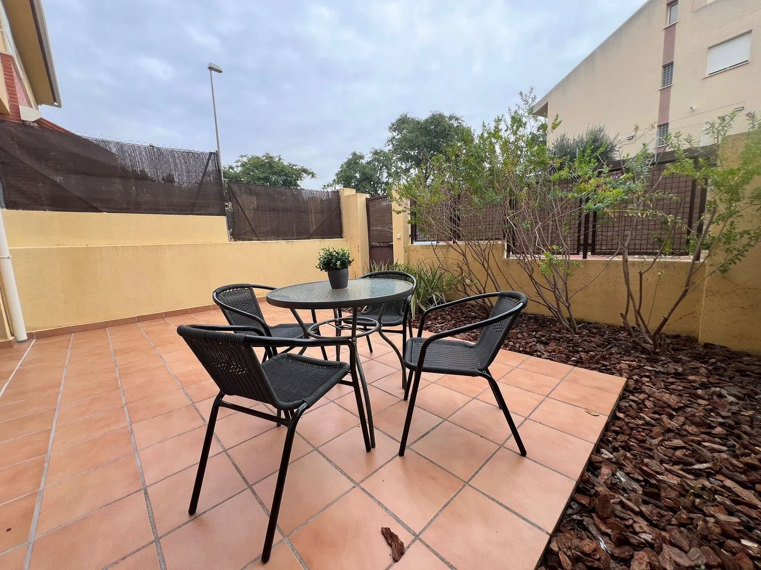 Chalet adosado en calle Rosalía de Castro, 169 - Foto 3