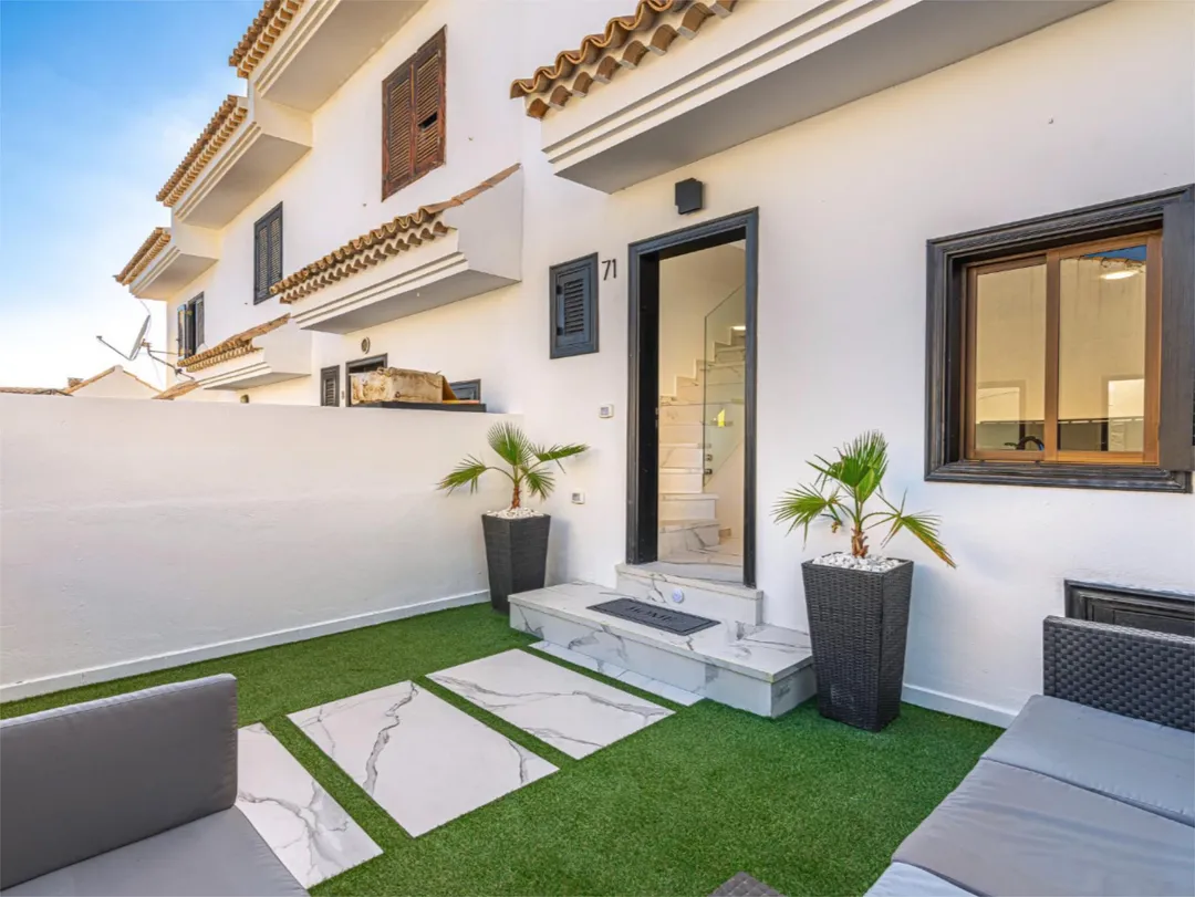 Casa adosada en  Calle Armiche 28 - Foto 13