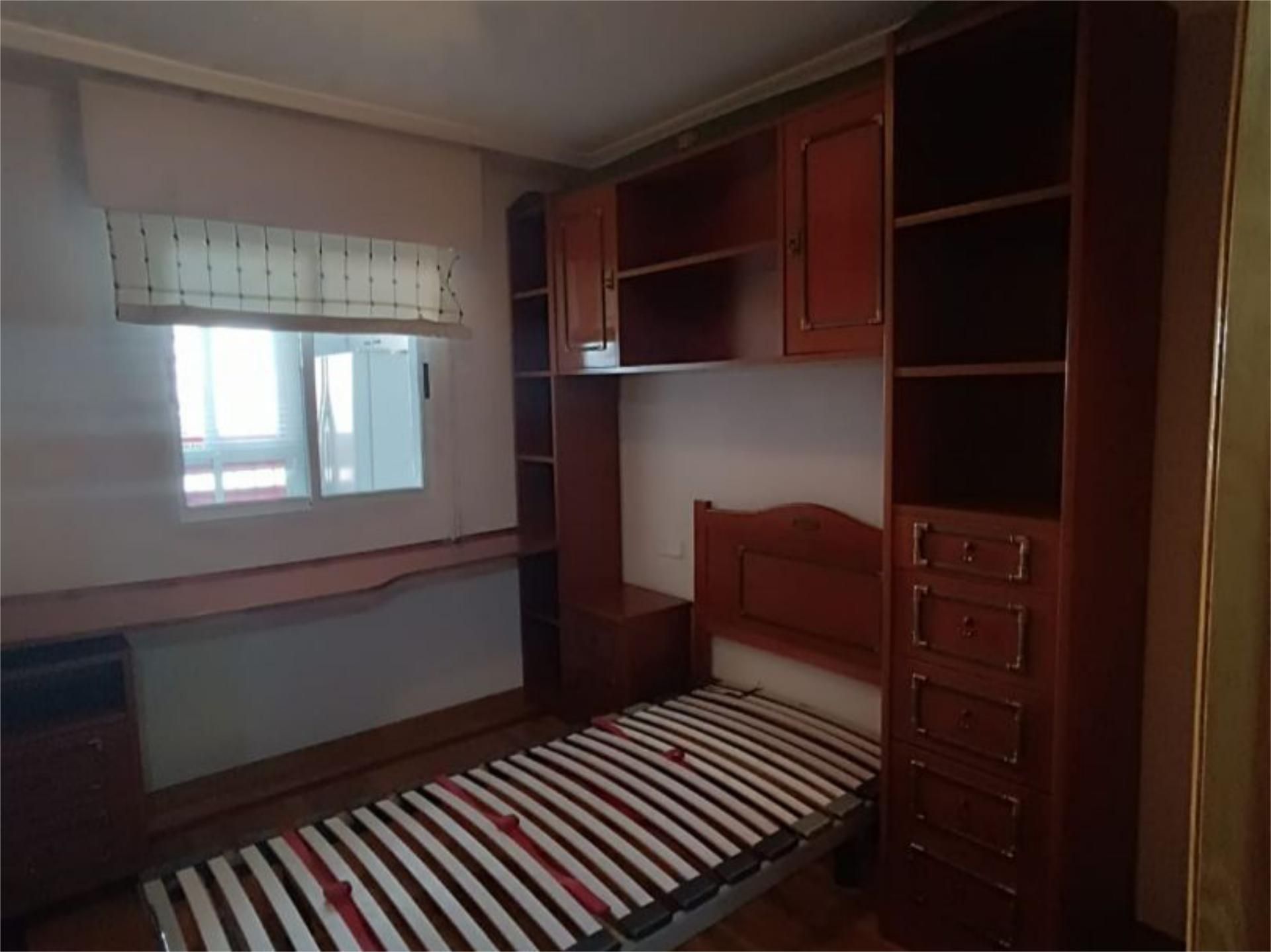 Piso en  Calle Victoria Kent Siano 32 - Foto 13