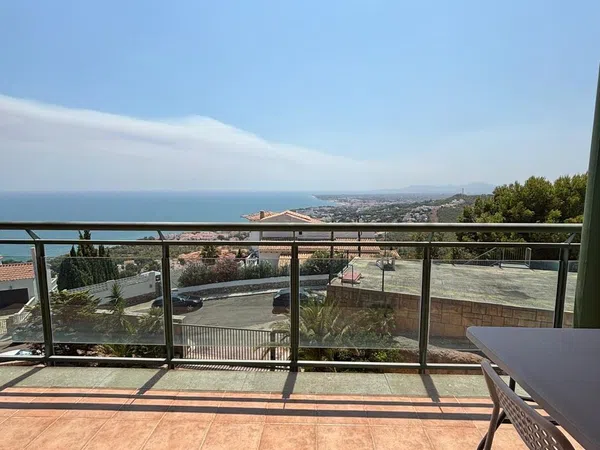Piso en Calle Regne Unit, 142 - Foto 3